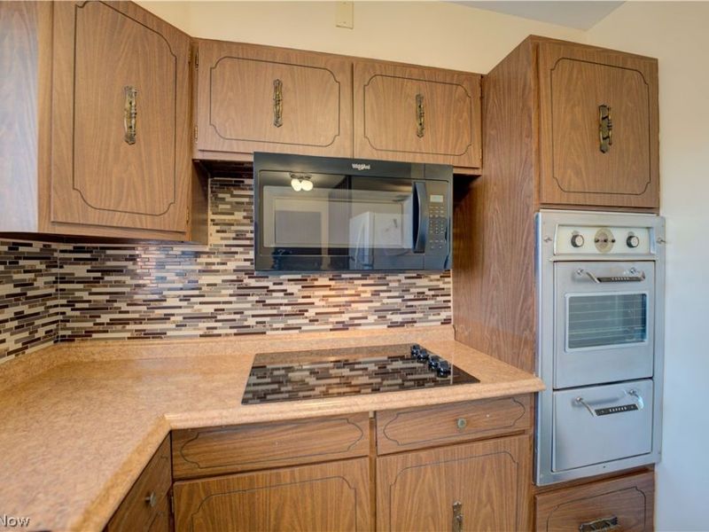 3805 N Hogan Drive, Lorain, OH 44053 Photo 9