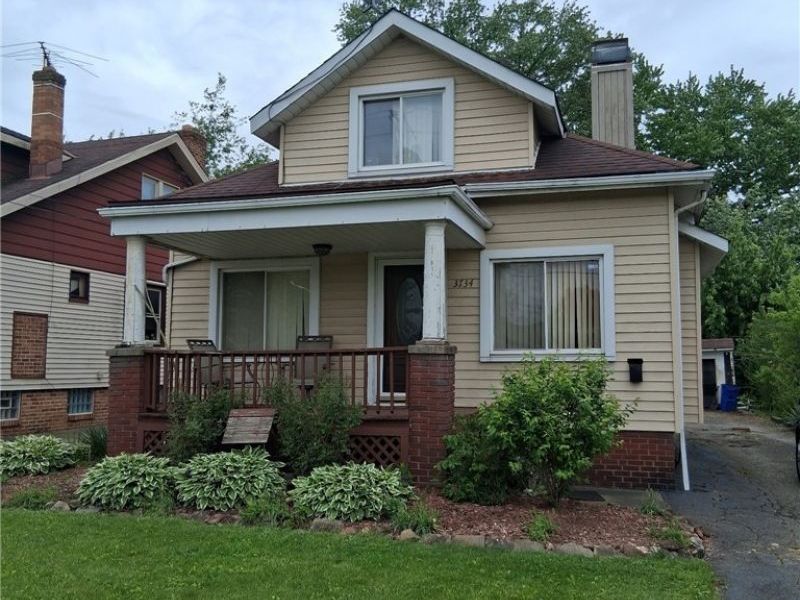 3734 W 128th Street, Cleveland, OH 44111 Photo 2
