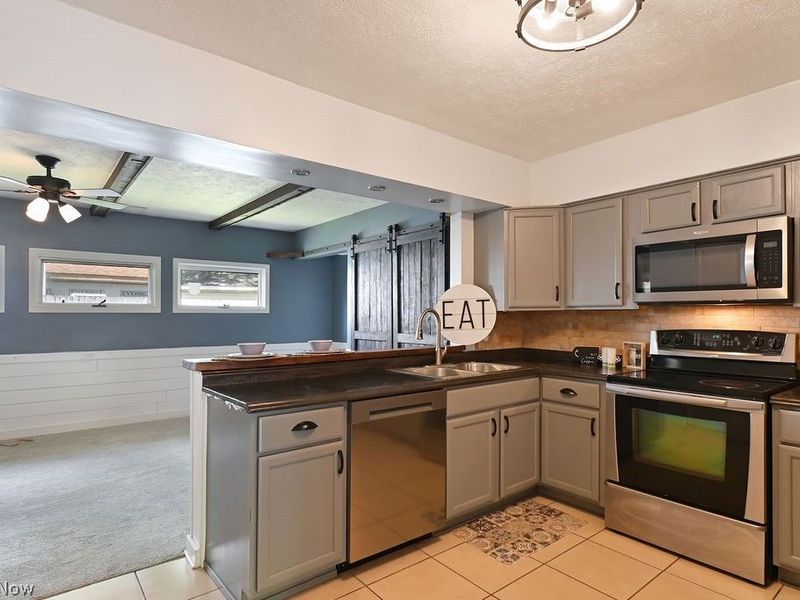 1910 Tudor Street, Cuyahoga Falls, OH 44221 Photo 10