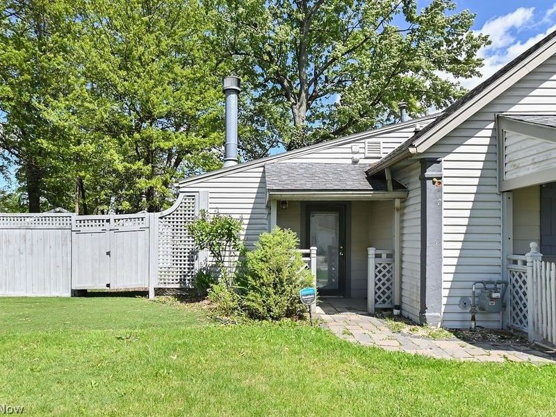 1910 Tudor Street, Cuyahoga Falls, OH 44221 Photo 41