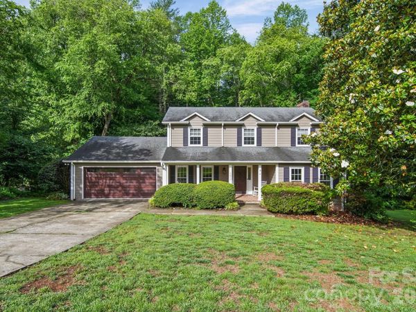 5479 Gunpowder Drive, Hickory, NC 28601
