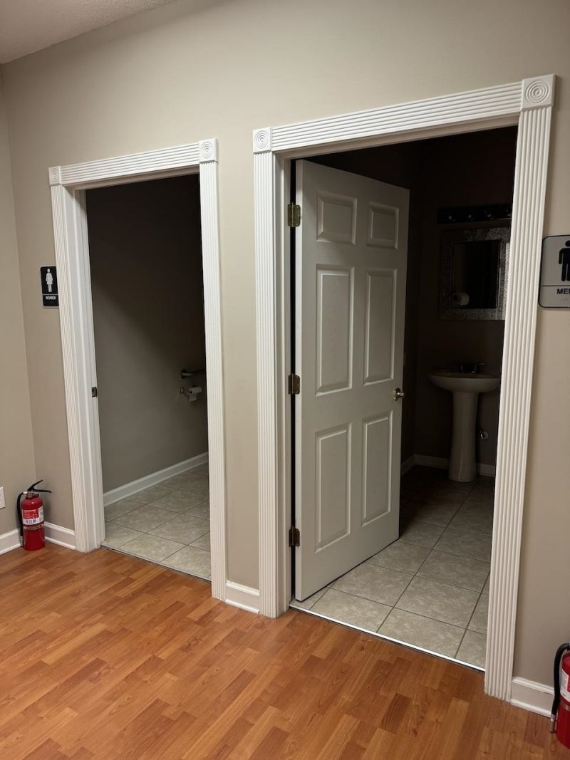3700 Palmetto Pointe Blvd.  Photo 4