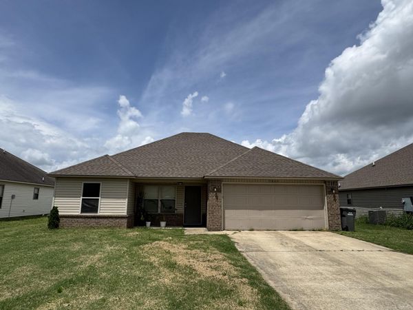 3809 Remington Drive, Jonesboro, AR 72404