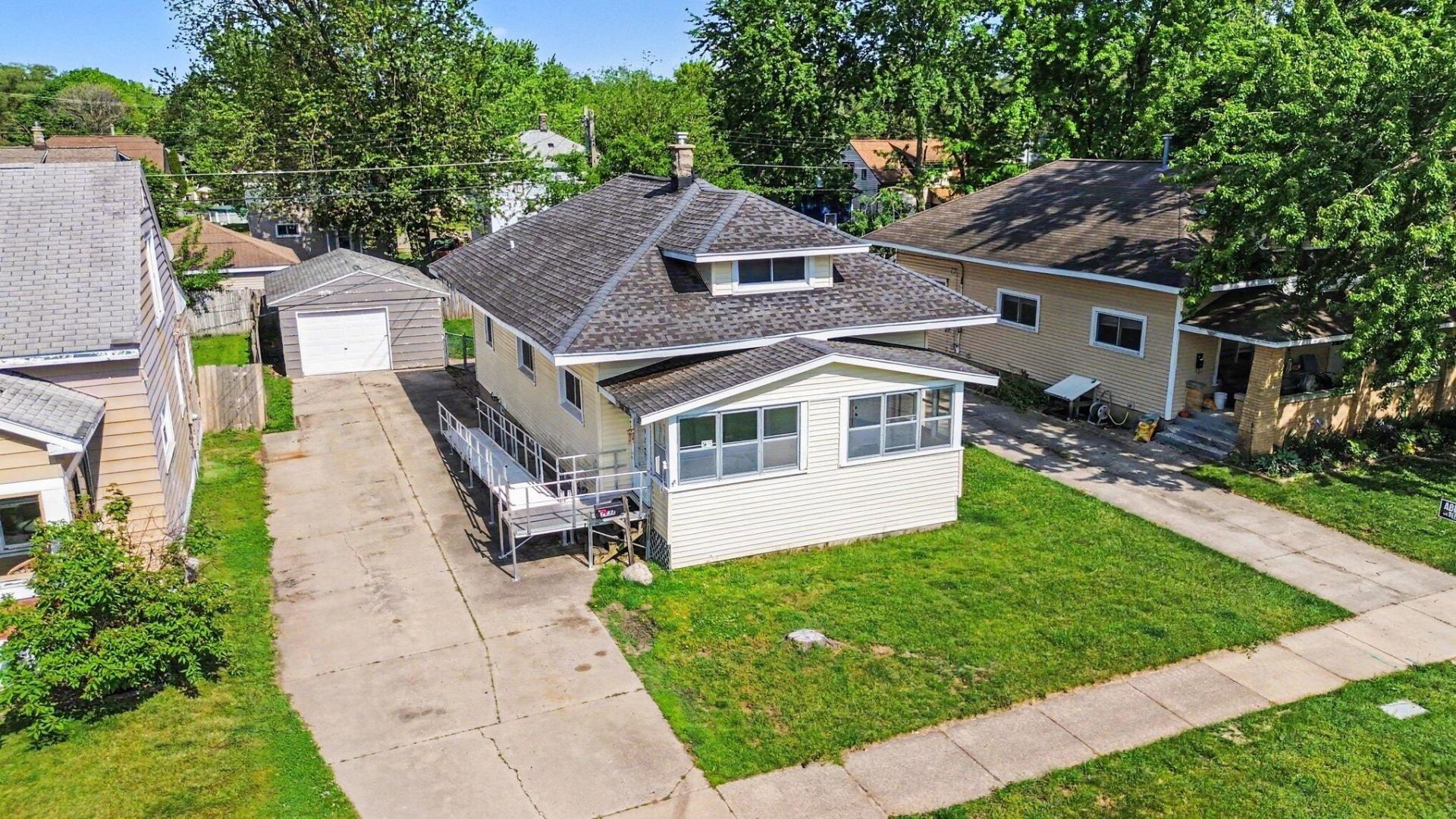 2434 Lamar Avenue Sw, Wyoming, MI 49519 Main Photo