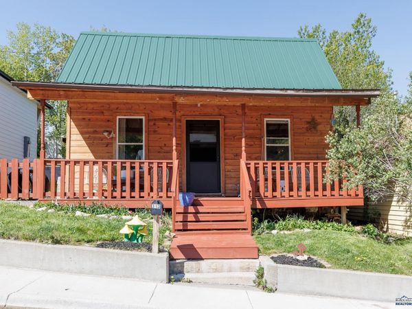313 MILL ST, Lead, SD 57754