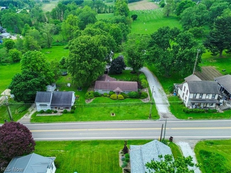 12722 Lisbon Street SE, Paris, OH 44669 Photo 4