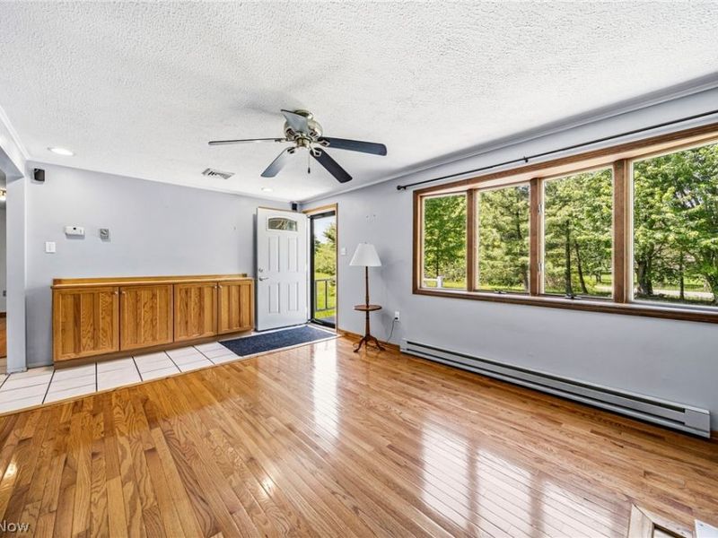 8451 Clay Street, Montville, OH 44064 Photo 4