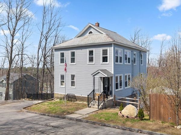 43 Allen St, Gardner, MA 01440