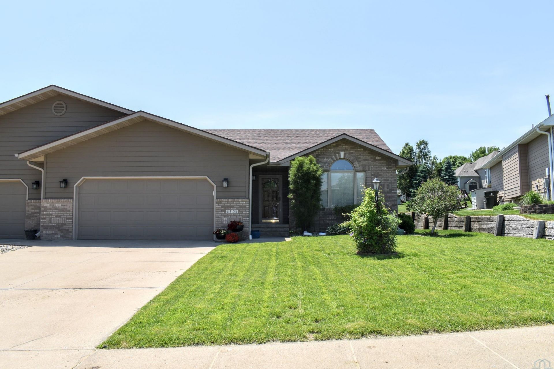 4751 Birch Way, Sioux City, IA 51106 Main Photo