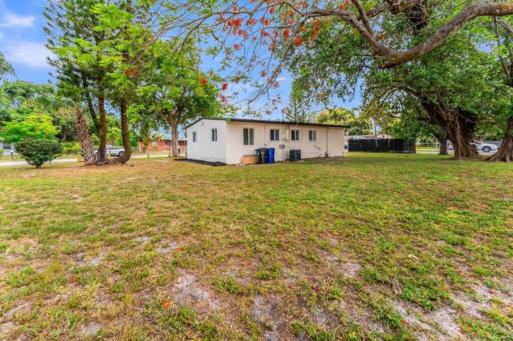 1131 NW 18th Avenue, Fort Lauderdale, FL 33311 Photo