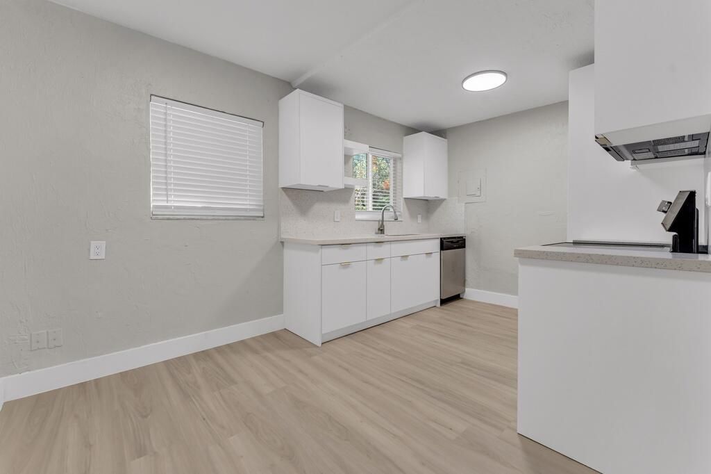 1131 NW 18th Avenue, Fort Lauderdale, FL 33311 Photo