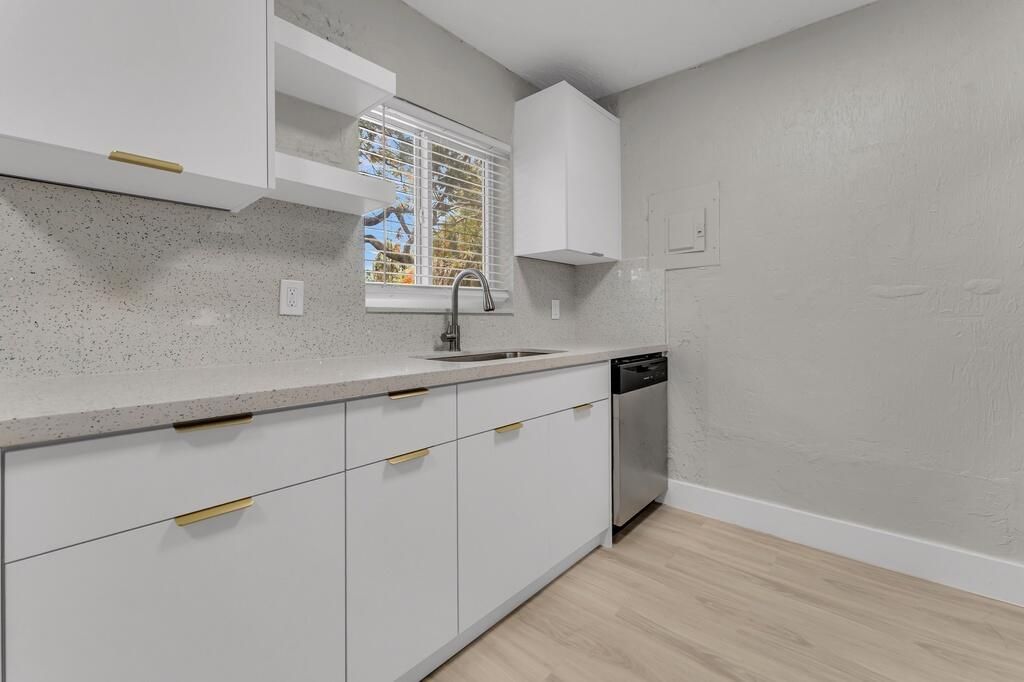 1131 NW 18th Avenue, Fort Lauderdale, FL 33311 Photo