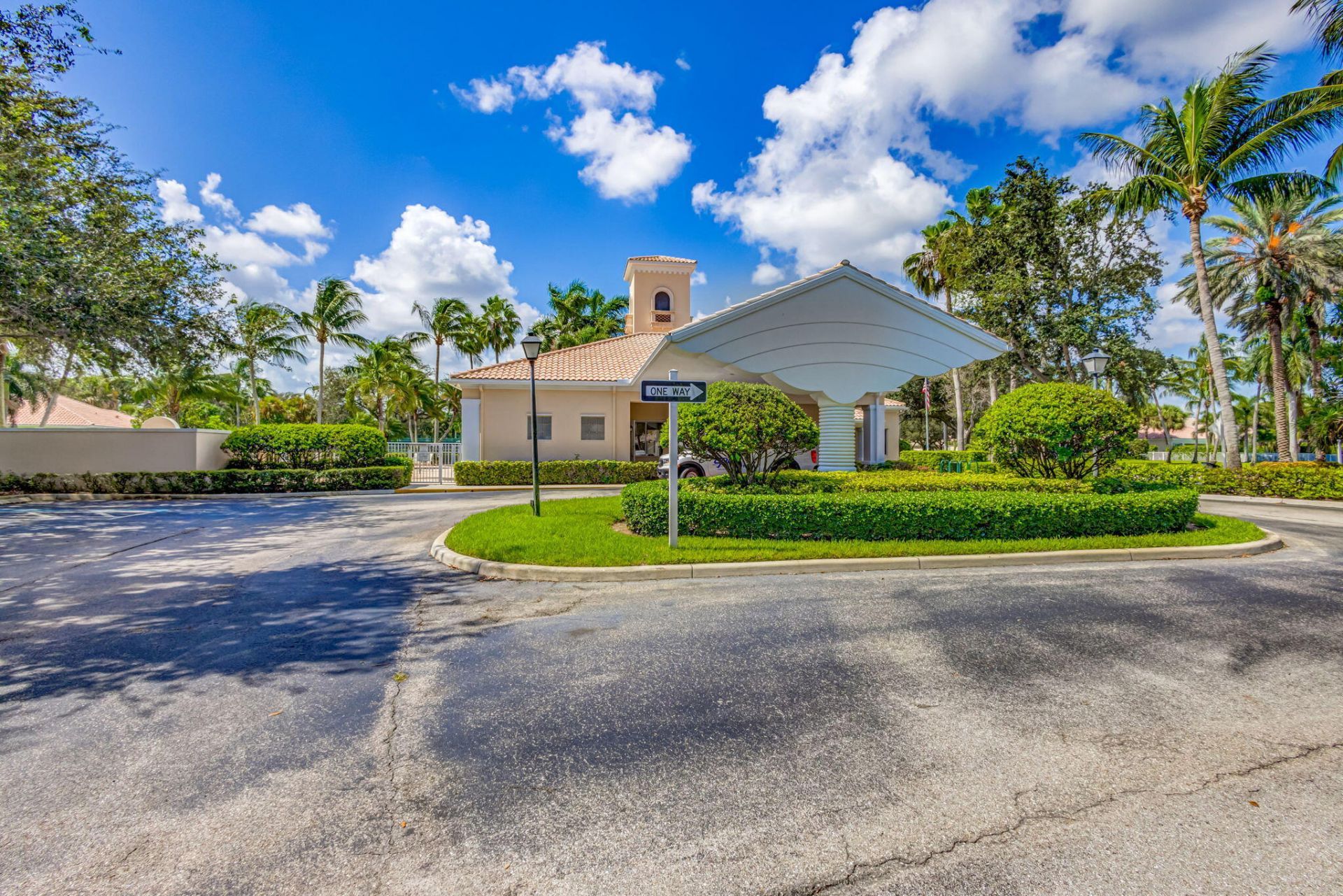 609 Hudson Bay Drive, Palm Beach Gardens, FL 33410 Photo