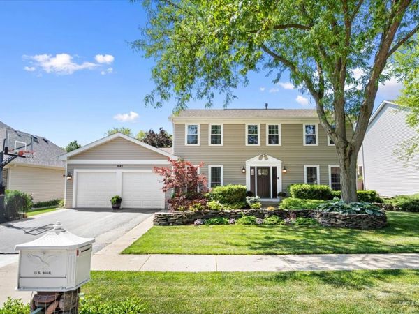 1645 Blackburn Drive , Mundelein, IL 60060