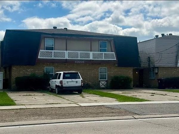 10674 LINCOLN BEACH Boulevard, Unit B, New Orleans, LA 70127