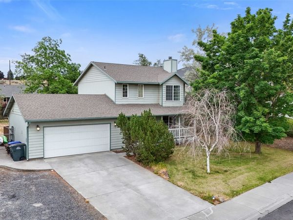 1529 S James Avenue , Moses Lake, WA 98837