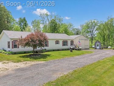 1683 Hayden Road, Attica Twp, MI 48412