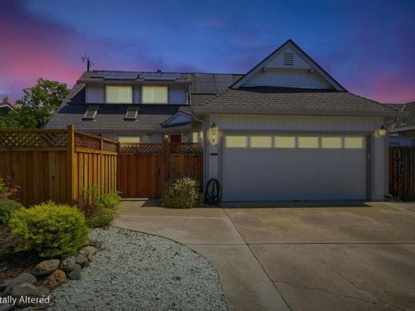 949 Pleasant Hill Road, Redwood City, CA 94061