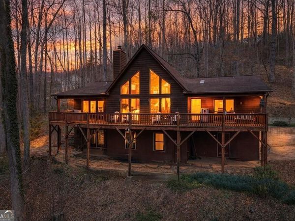 575 Carolina Springs Lane, Franklin, NC 28734