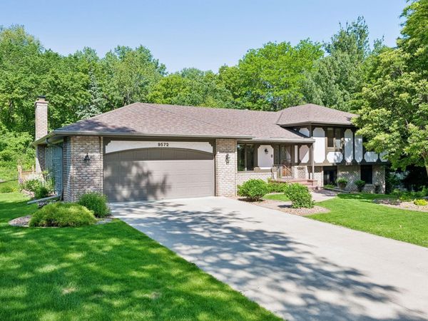 9572 Morris Circle, Bloomington, MN 55437
