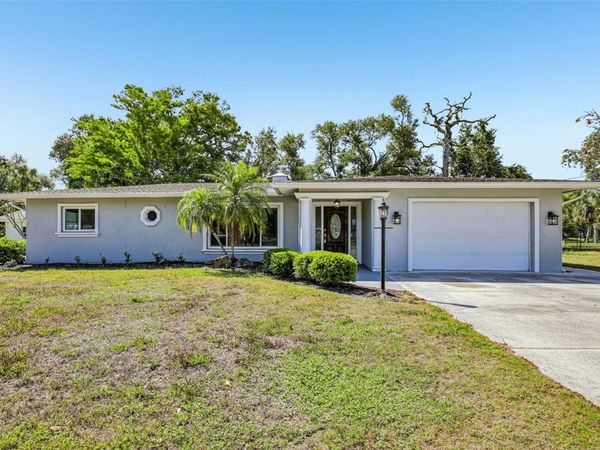 209 PALM AVENUE , NOKOMIS, FL 34275