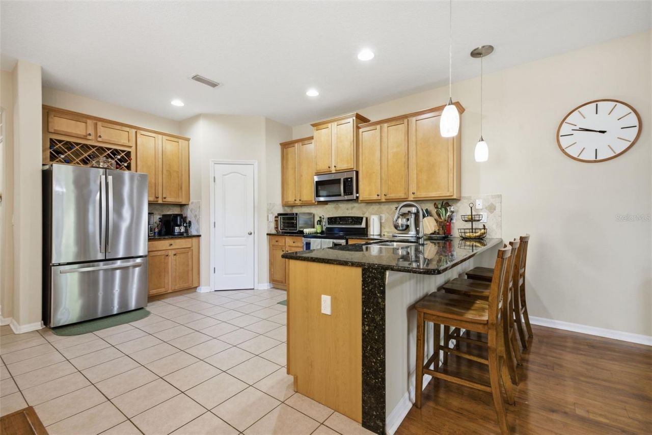 4532 Amberly Oaks Court, Tampa, FL 33614 Photo