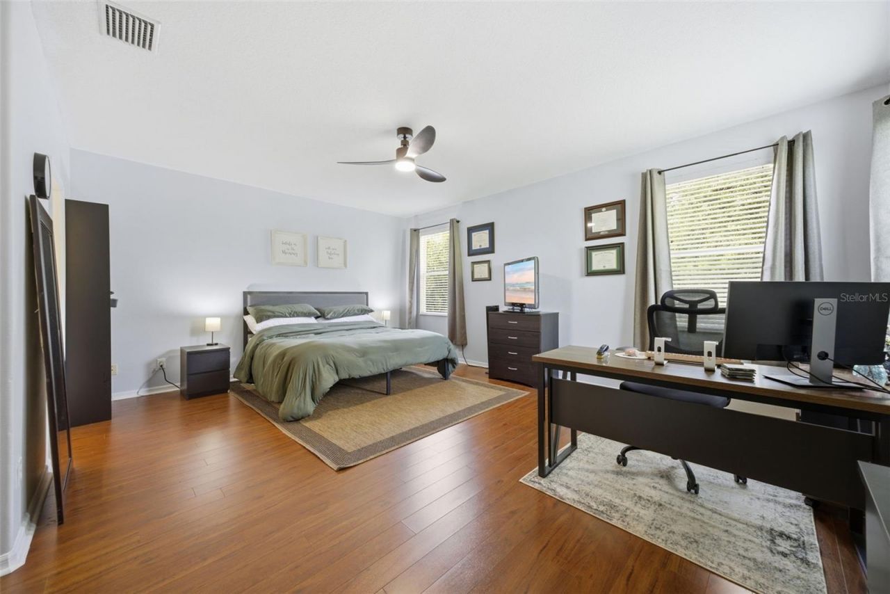 4532 Amberly Oaks Court, Tampa, FL 33614 Photo