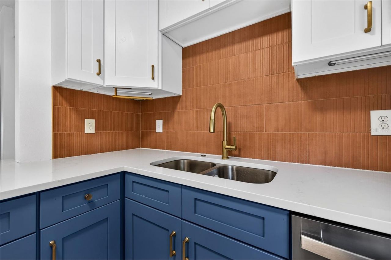 101 40th Avenue Se, Saint Petersburg, FL 33705 Photo