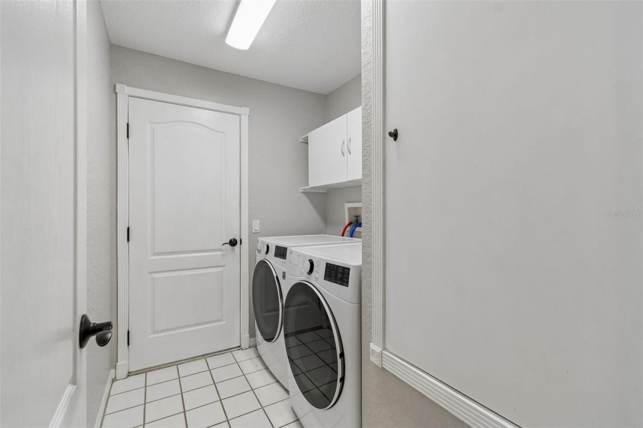 8604 Brookway Circle, Tampa, FL 33635 Photo