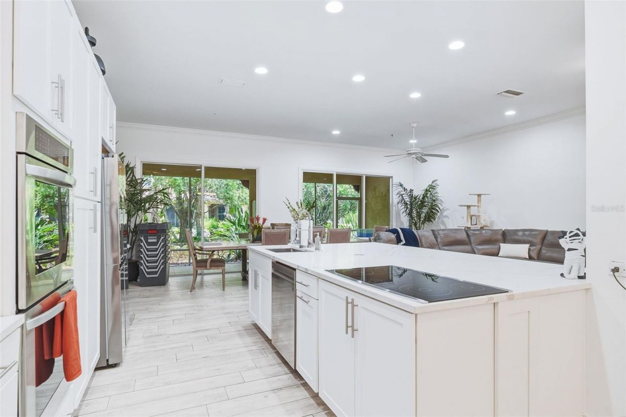 3663 Square West Lane, Unit 12, Sarasota, FL 34238 Photo