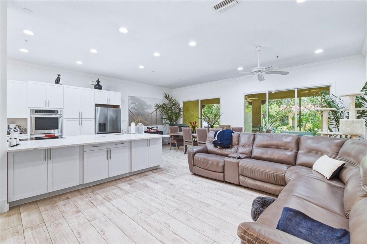 3663 Square West Lane, Unit 12, Sarasota, FL 34238 Photo