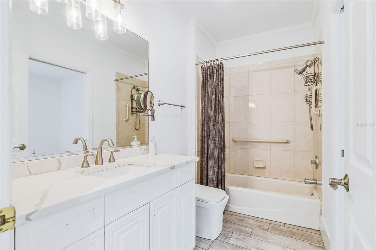 3663 Square West Lane, Unit 12, Sarasota, FL 34238 Photo
