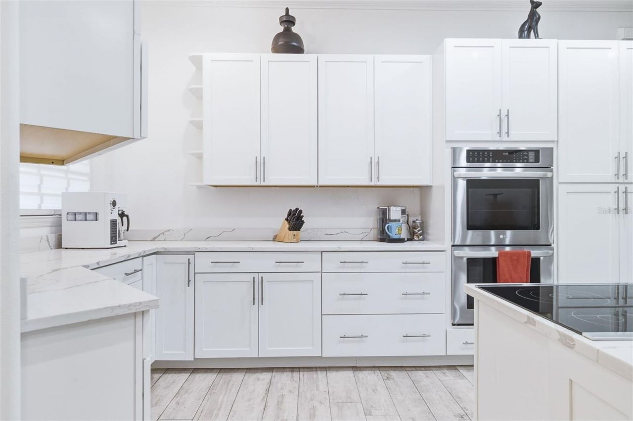 3663 Square West Lane, Unit 12, Sarasota, FL 34238 Photo