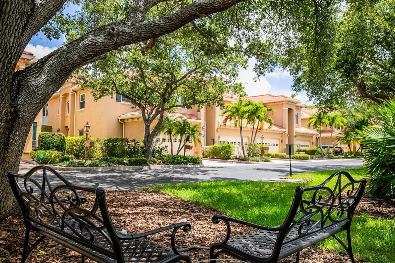 3663 Square West Lane, Unit 12, Sarasota, FL 34238 Photo