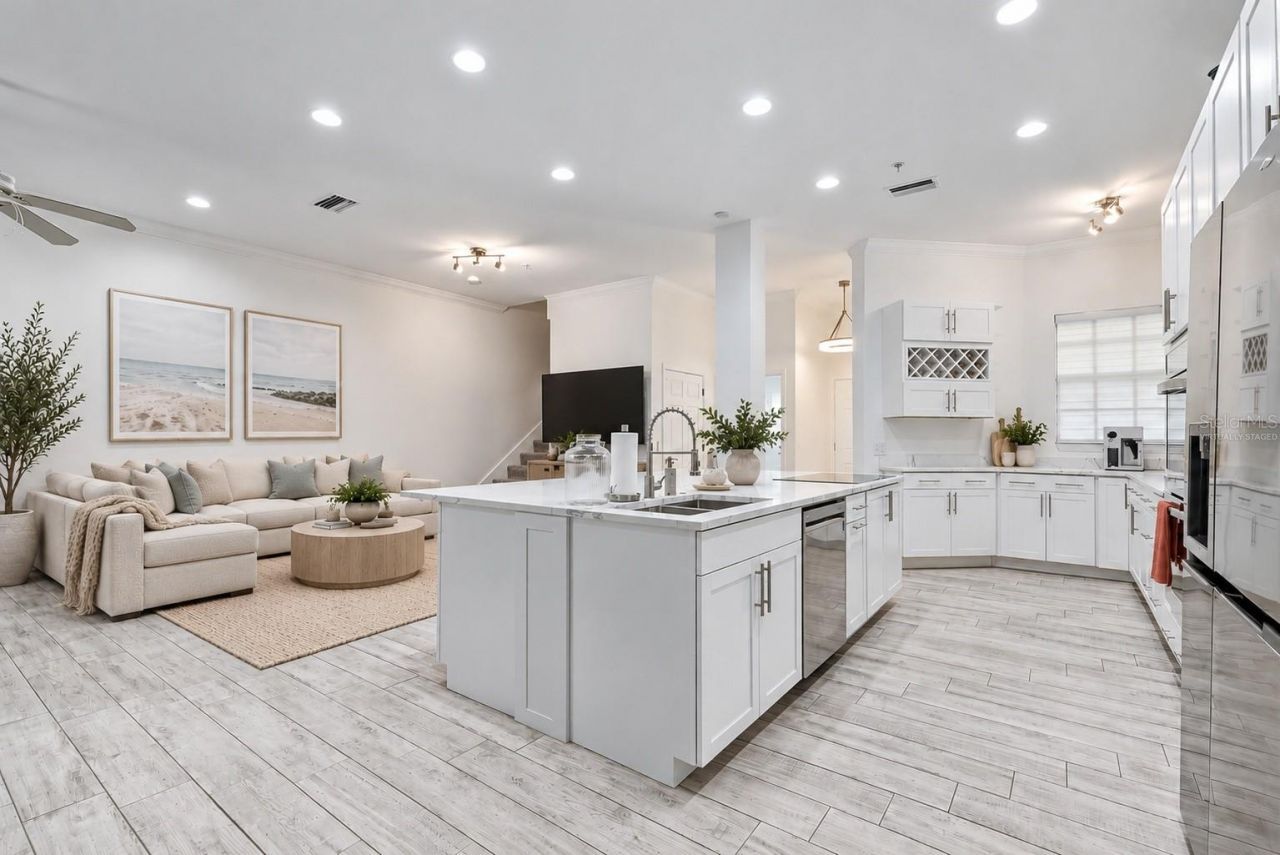 3663 Square West Lane, Unit 12, Sarasota, FL 34238 Photo