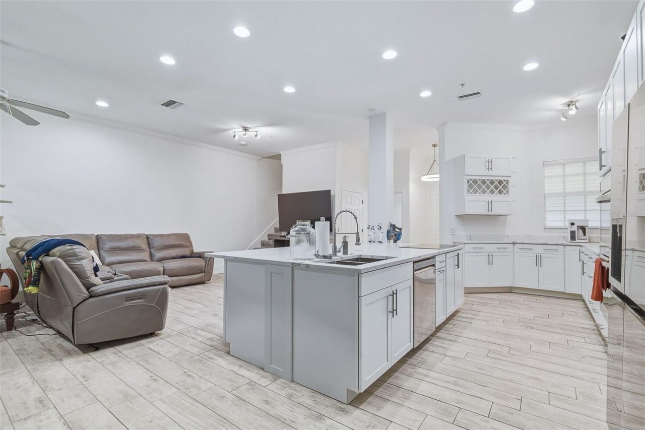 3663 Square West Lane, Unit 12, Sarasota, FL 34238 Photo