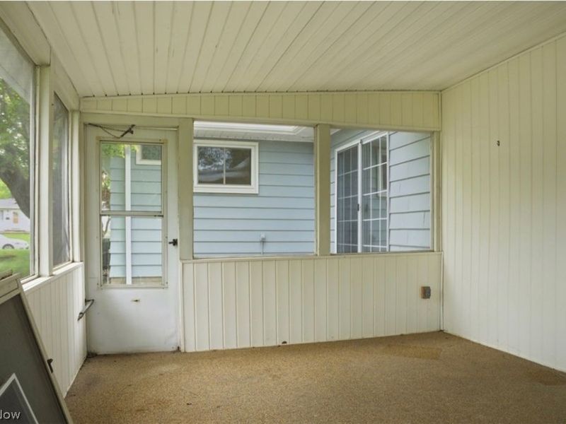 1104 Gary Avenue, Girard, OH 44420 Photo 32
