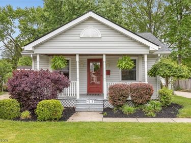 4213 W 219th Street, Fairview Park, OH 44126