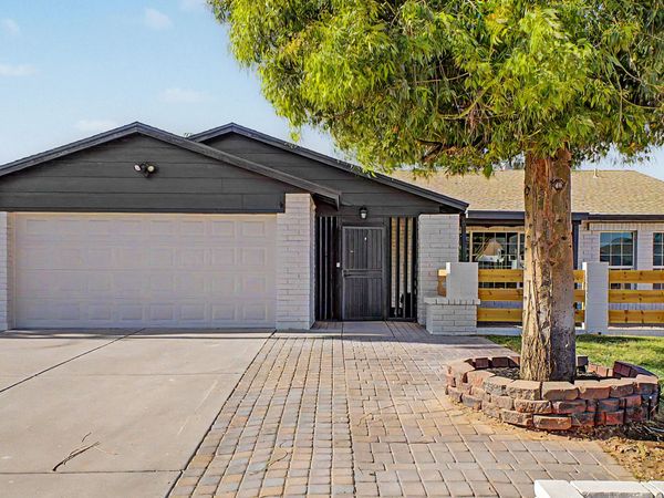 906 W REDFIELD Road, Tempe, AZ 85283