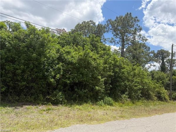 1142 Sunrise BLVD , LEHIGH ACRES, FL 33974