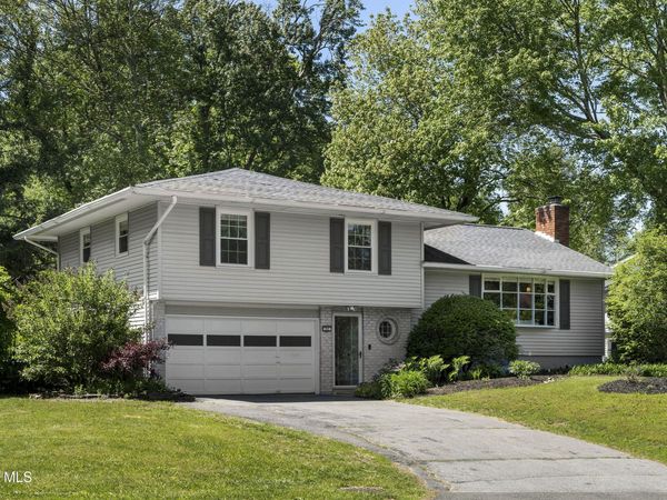 22 Shetland Drive, Delmar, NY 12054