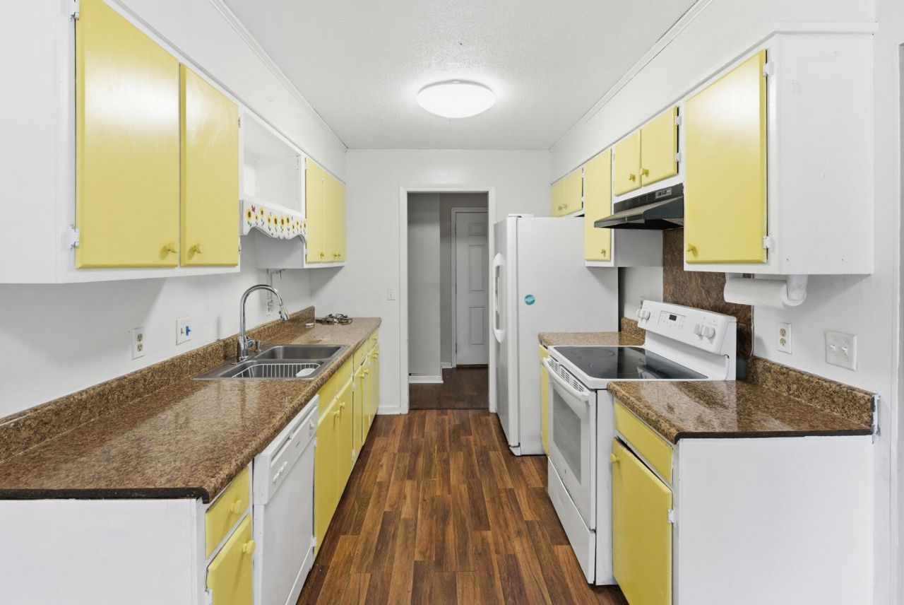 525 Savannah Road Photo 11