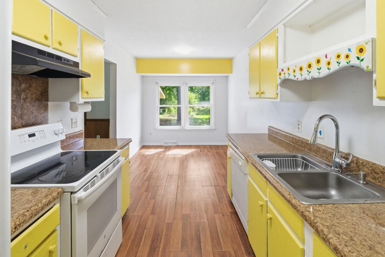 525 Savannah Road Photo 13