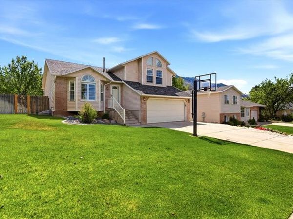 2670 N 700 E, North Ogden, UT 84414