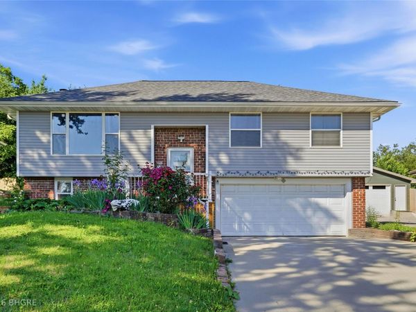 3244 SE 20th Street, Des Moines, IA 50320