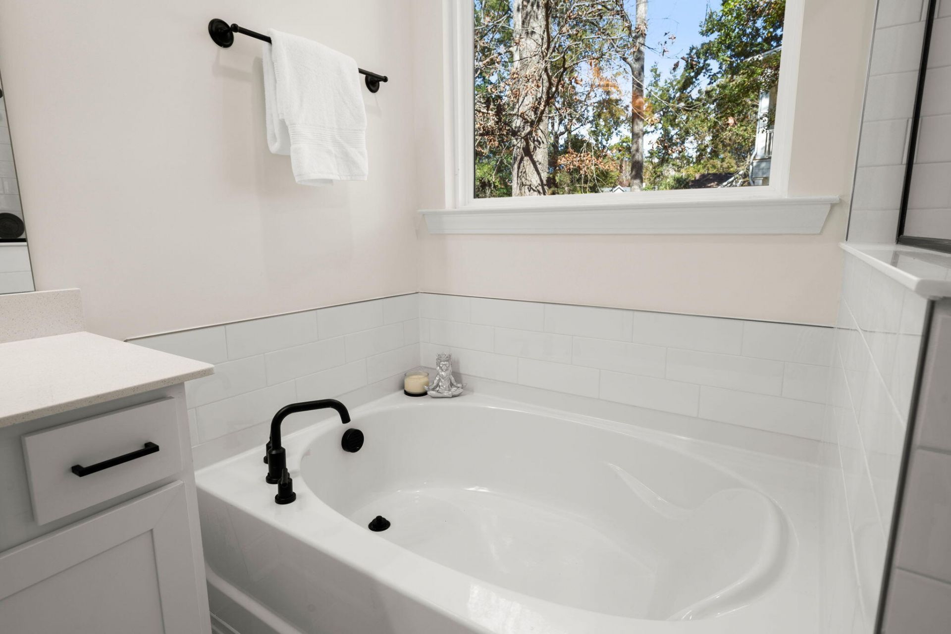 5706 Barbary Coast Road Photo 35