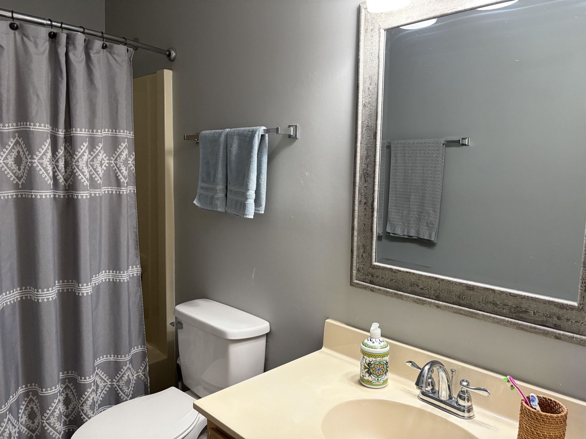 1450 Blue Tree Ct.  Photo 17