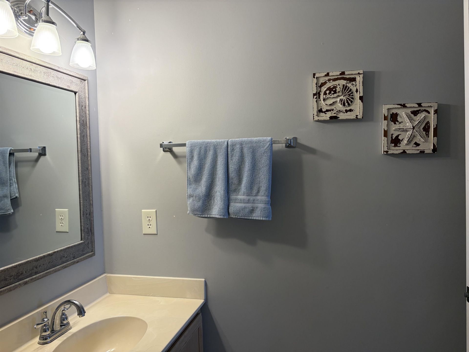 1450 Blue Tree Ct.  Photo 35