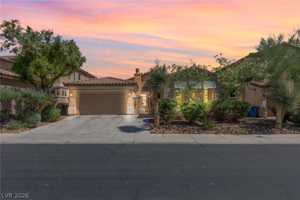 8234 Cupertino Heights Way , Las Vegas, NV 89178