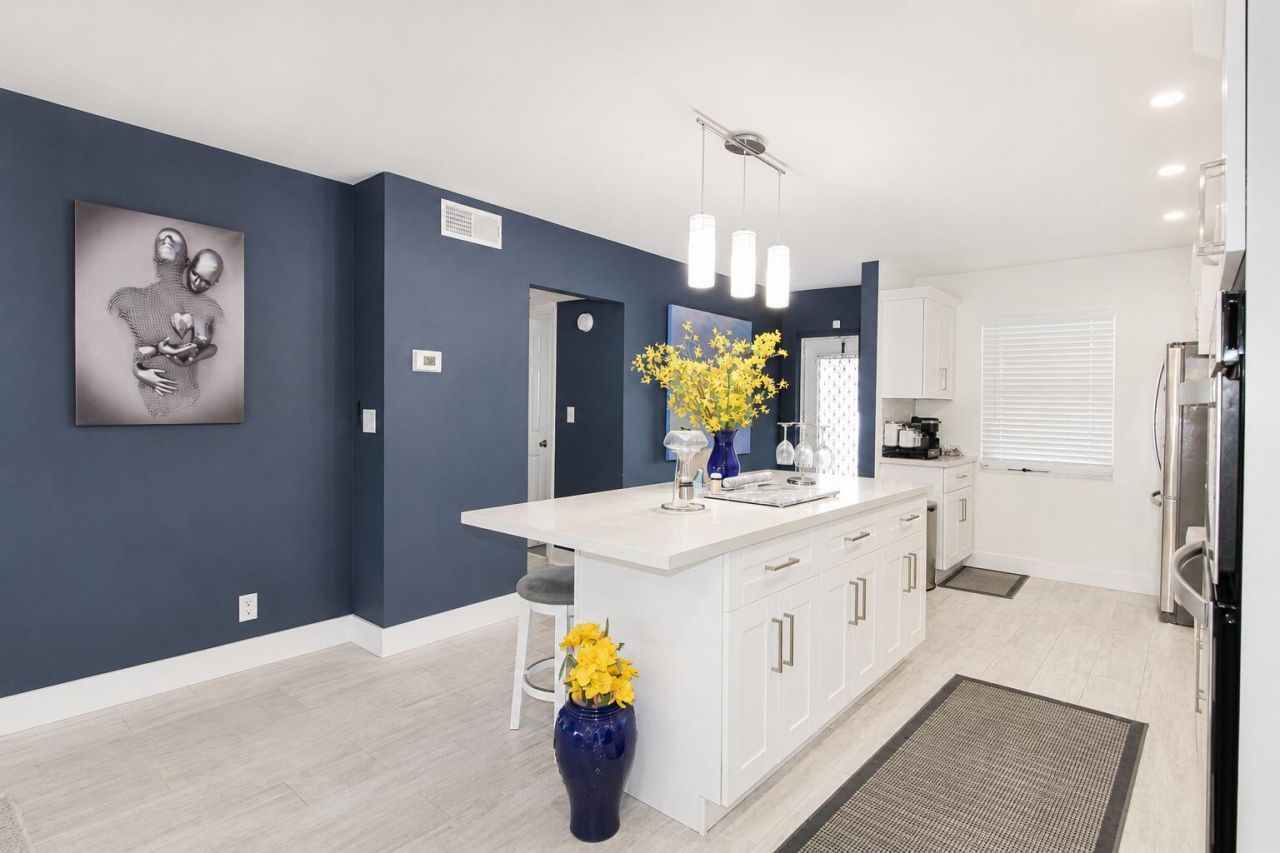 7787 Golf Cir Drive, Unit 301, Margate, FL 33063 Photo
